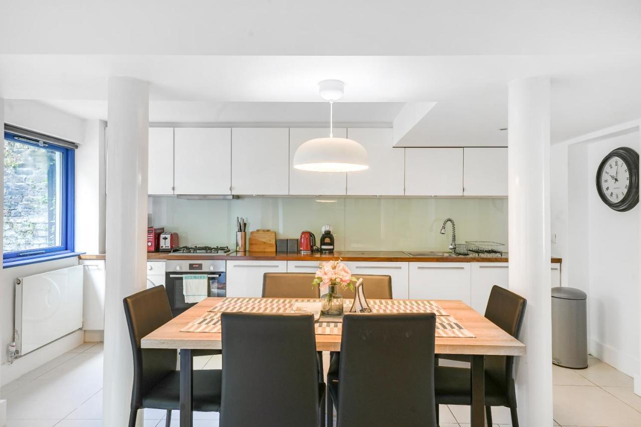 Spacious 2 Bedroom Apartment In Camden Лондон Екстериор снимка