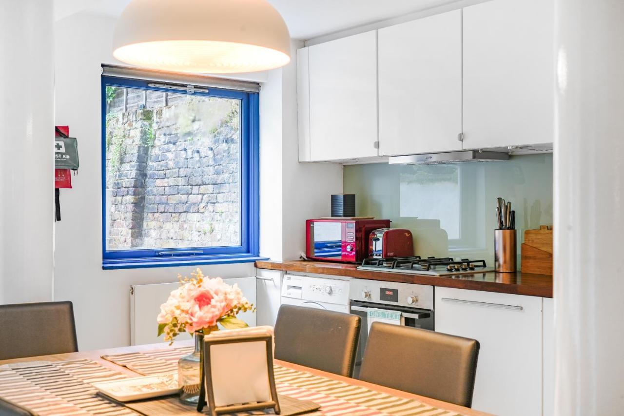 Spacious 2 Bedroom Apartment In Camden Лондон Екстериор снимка