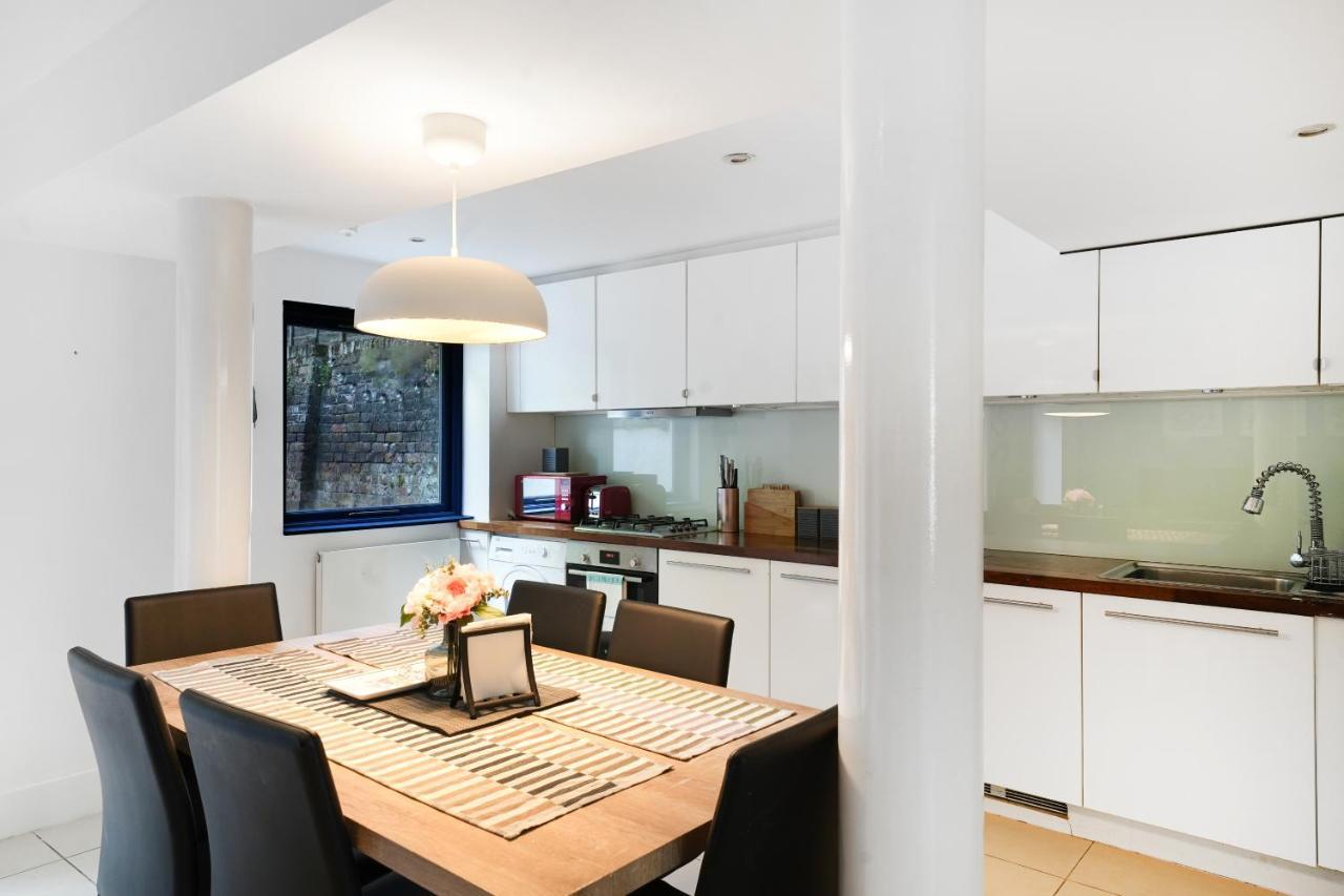 Spacious 2 Bedroom Apartment In Camden Лондон Екстериор снимка