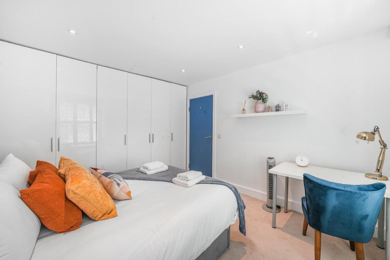 Spacious 2 Bedroom Apartment In Camden Лондон Екстериор снимка